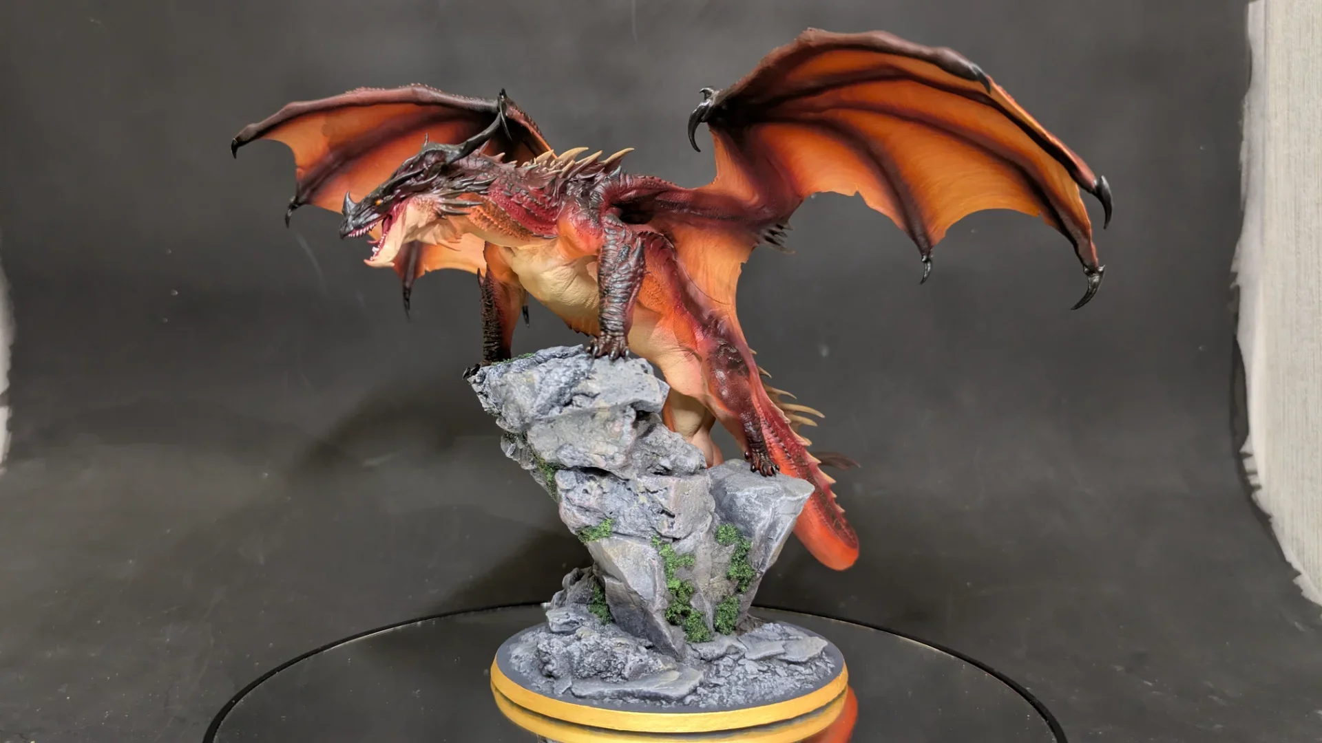 Фигурка Дракона