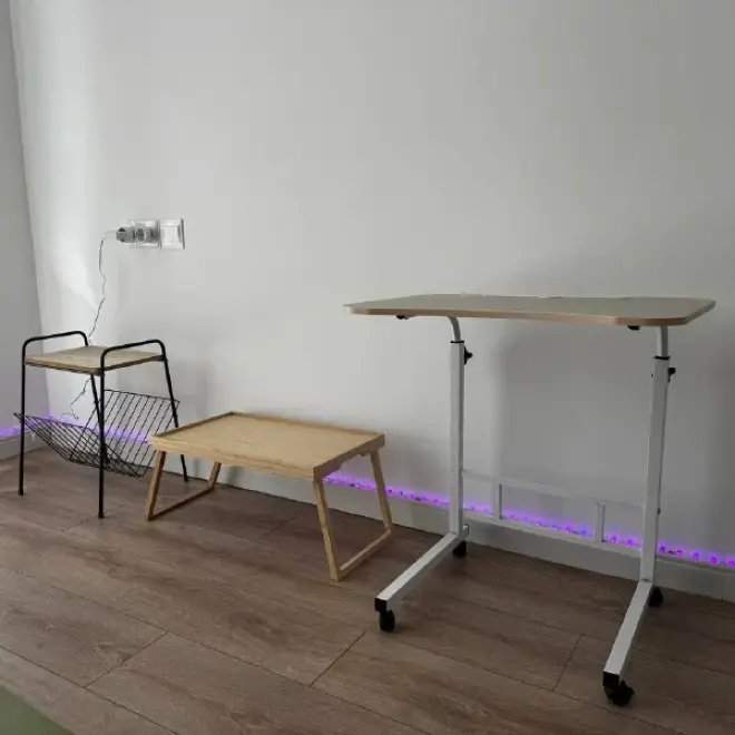Три столика: приставной, на колёсах, IKEA столик-поднос
