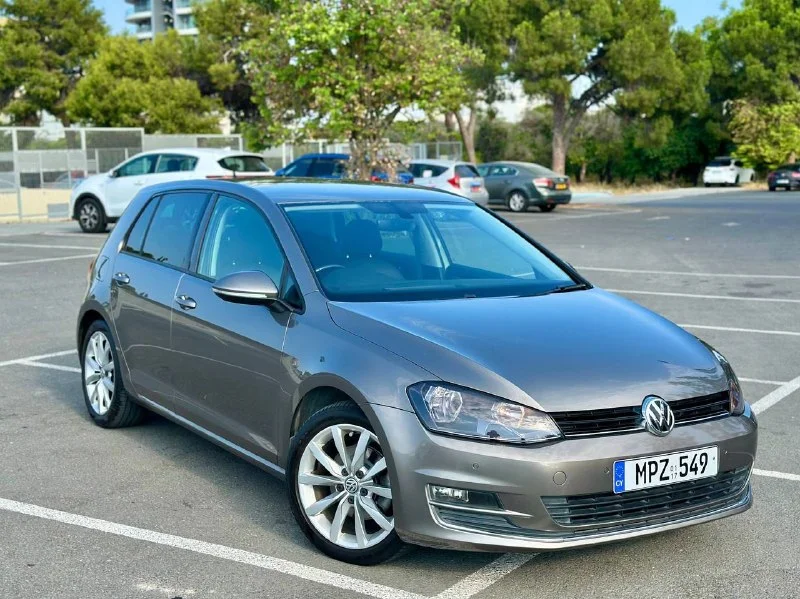 Volkswagen Golf 1.4 Автомат