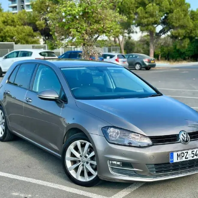 Volkswagen Golf 1.4 Автомат