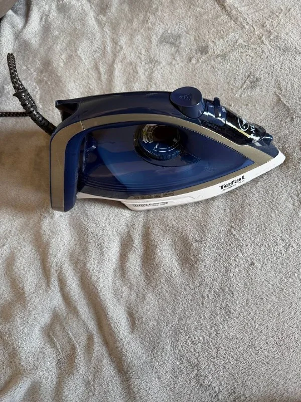 Утюг Tefal ultragliss plus fv6812e0