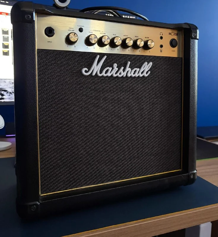Комбоусилитель Marshall MG15R Gold 15 Вт