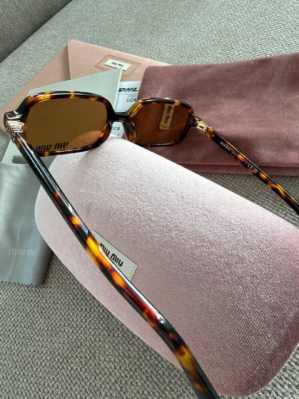 Очки Miu Miu