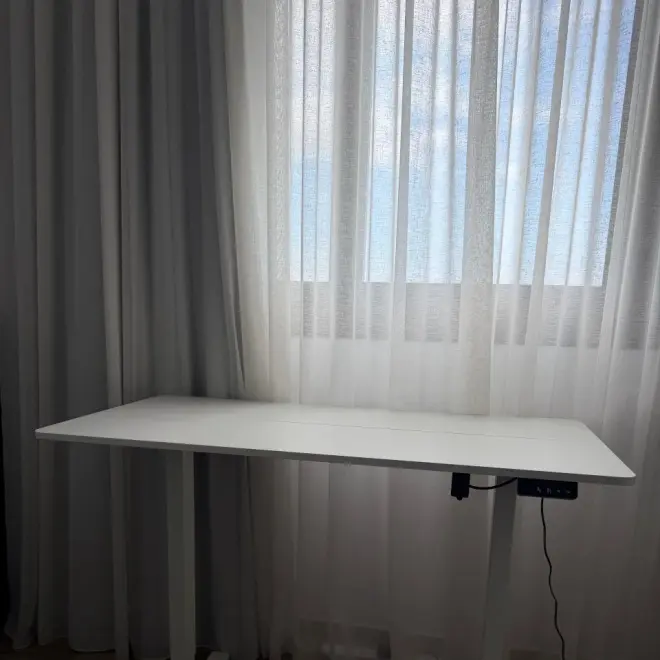 Рабочий стол с электрической регулировкой высоты Superoffice Windy Electric Desk