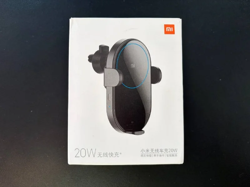 Беспроводная зарядка-держатель Xiaomi 20W Wireless Car Charger