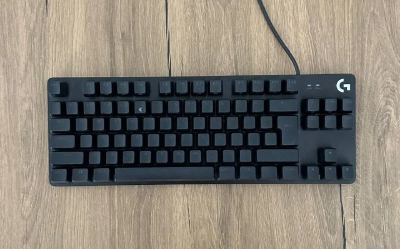 Игровая клавиатура Logitech