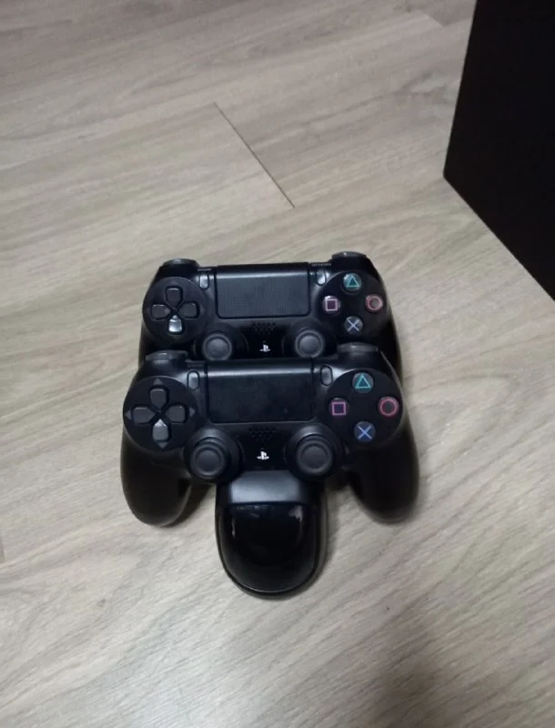 Игровая приставка Sony PS4 Pro